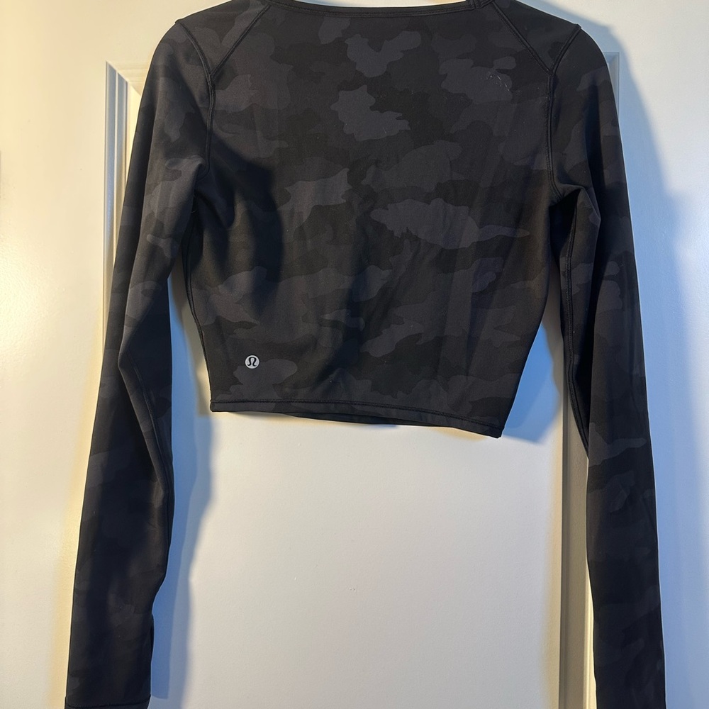 Lululemon Black Camo Long Sleeve Crop Top